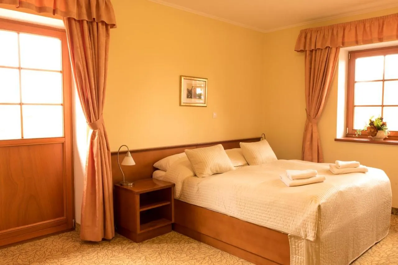 Hotel Veitsberg-Vitkova Hora Karlsbad 3*,  Tsjechië